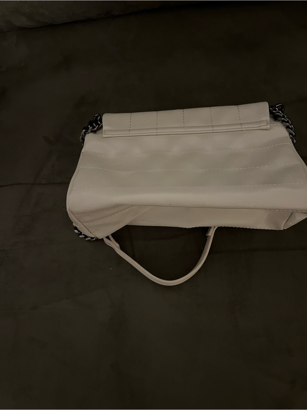 Cream Quilted Shoulder Bag with Chain Strap - Picture 3 of 3